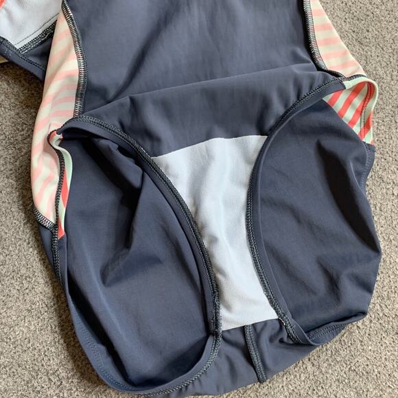 Nike Swimsuit Womens M Medium Multi Striped Crossback One Piece Padded Swimwear - Picture 7 of 10